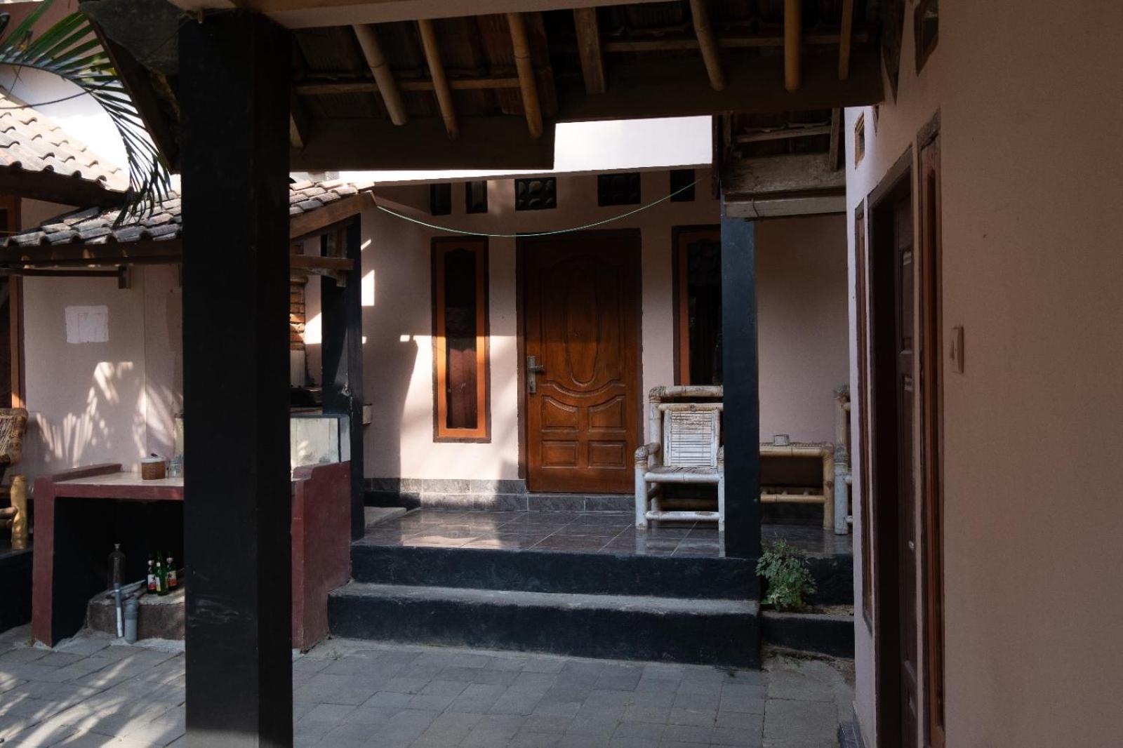 Ramdan Homestay Kuta  Kültér fotó