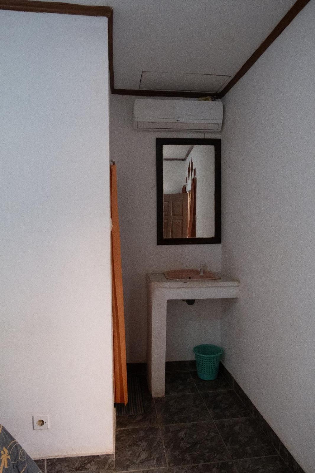 Ramdan Homestay Kuta  Kültér fotó