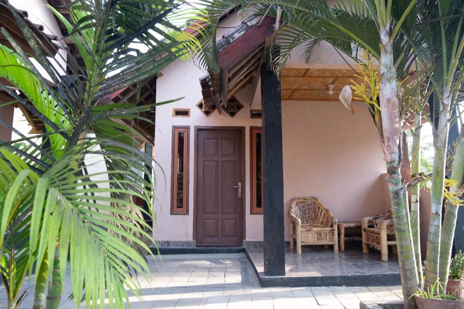 Ramdan Homestay Kuta  Kültér fotó