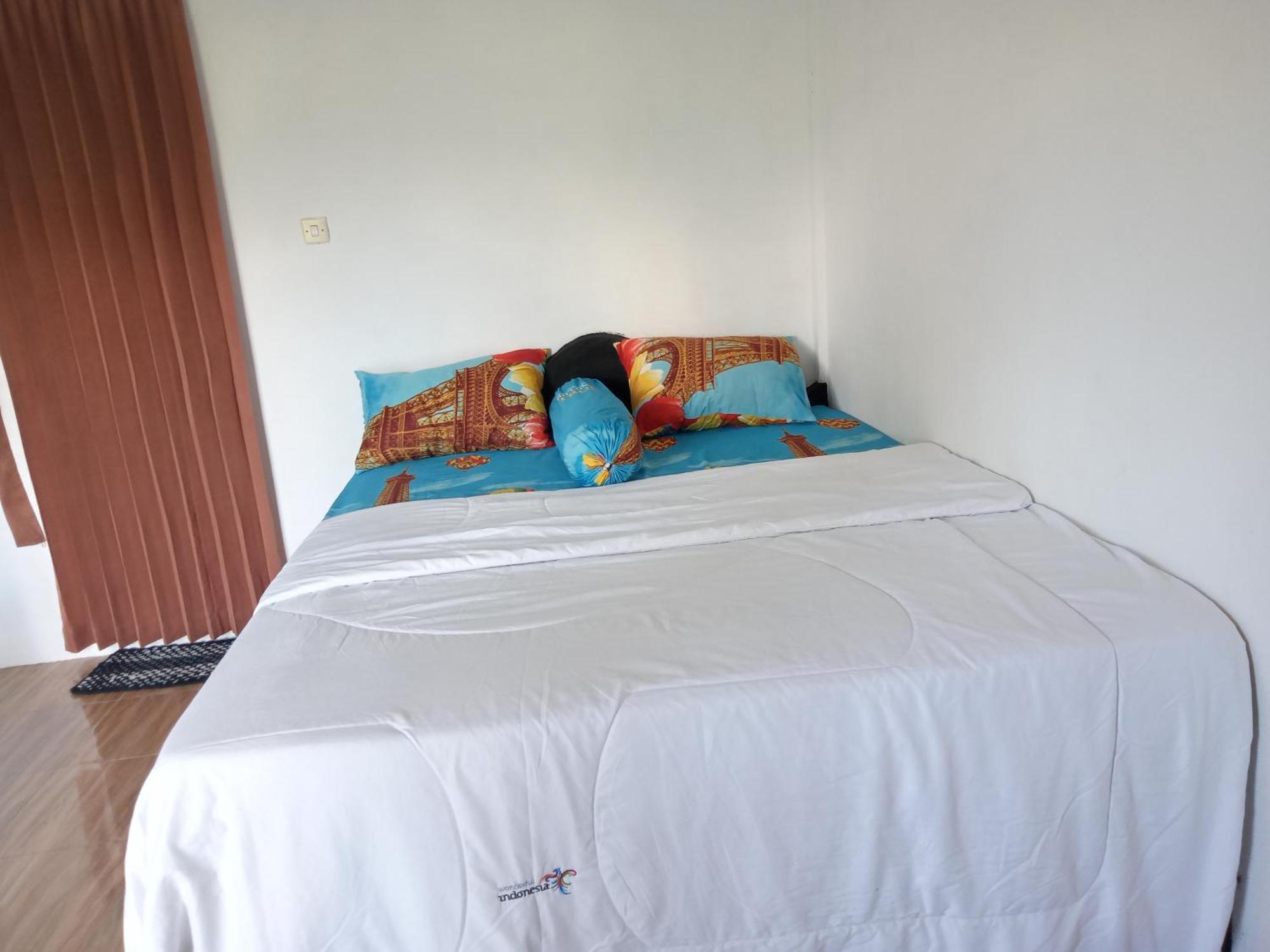 Ramdan Homestay Kuta  Szoba fotó