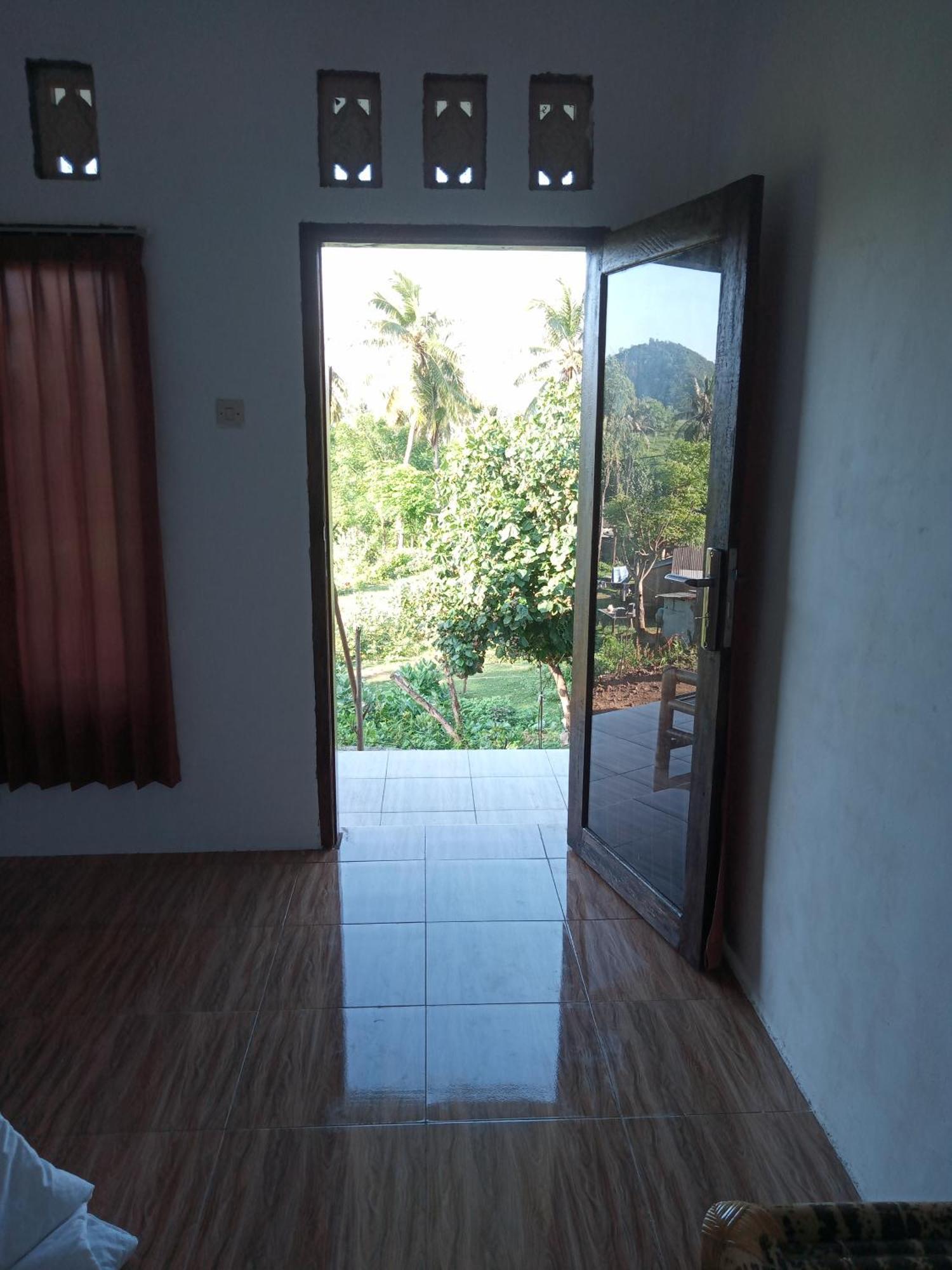 Ramdan Homestay Kuta  Kültér fotó