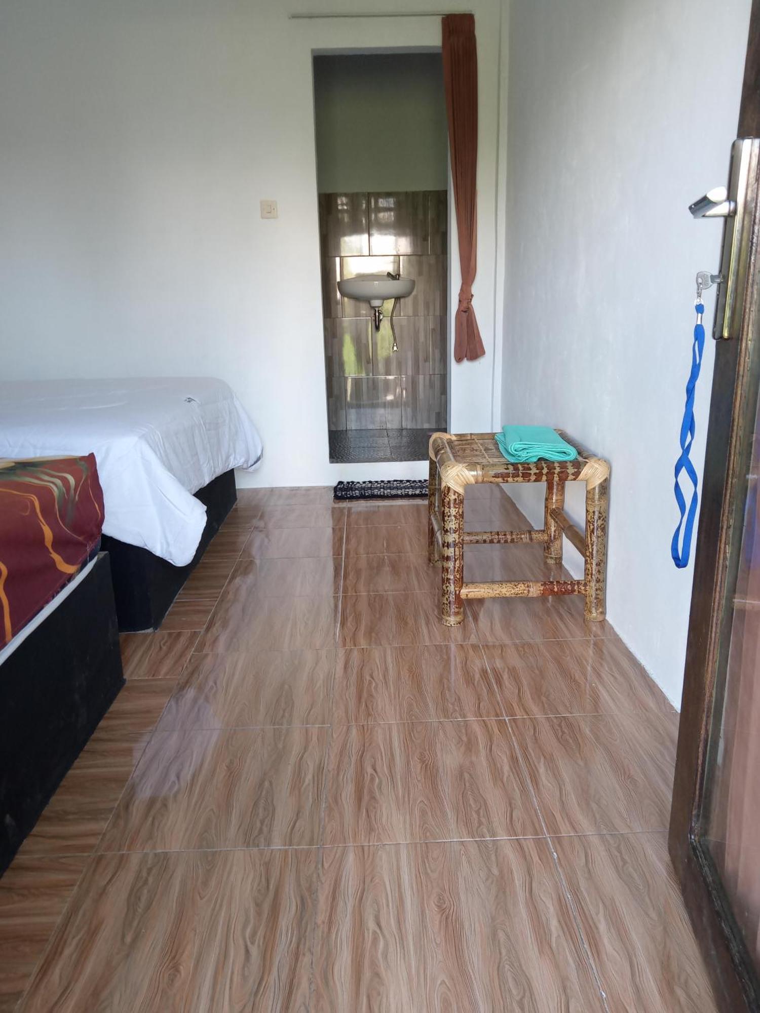 Ramdan Homestay Kuta  Kültér fotó