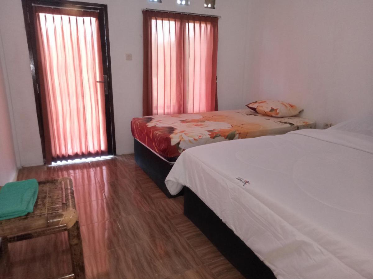 Ramdan Homestay Kuta  Szoba fotó